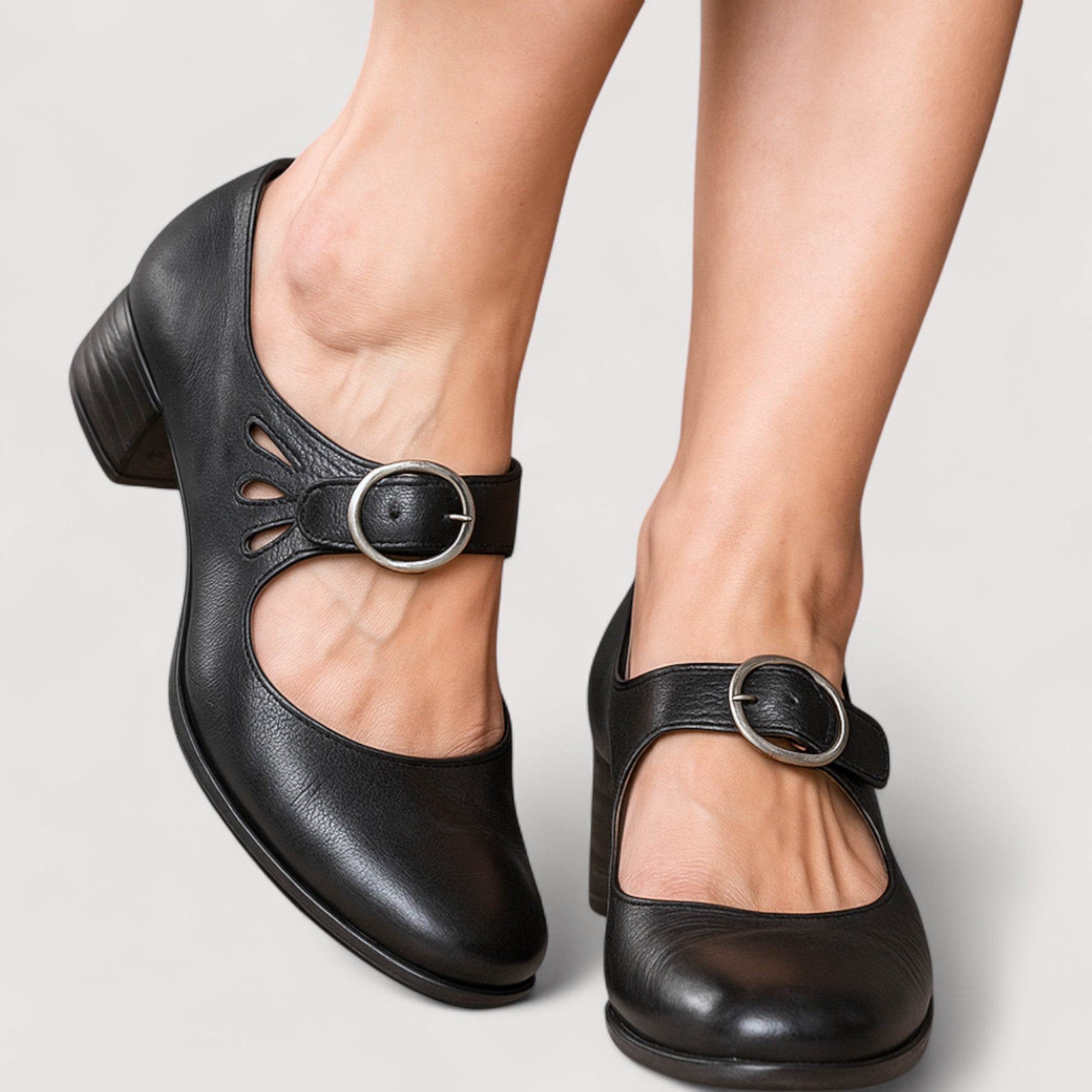 Clara™ – Timeless Comfort Sandal