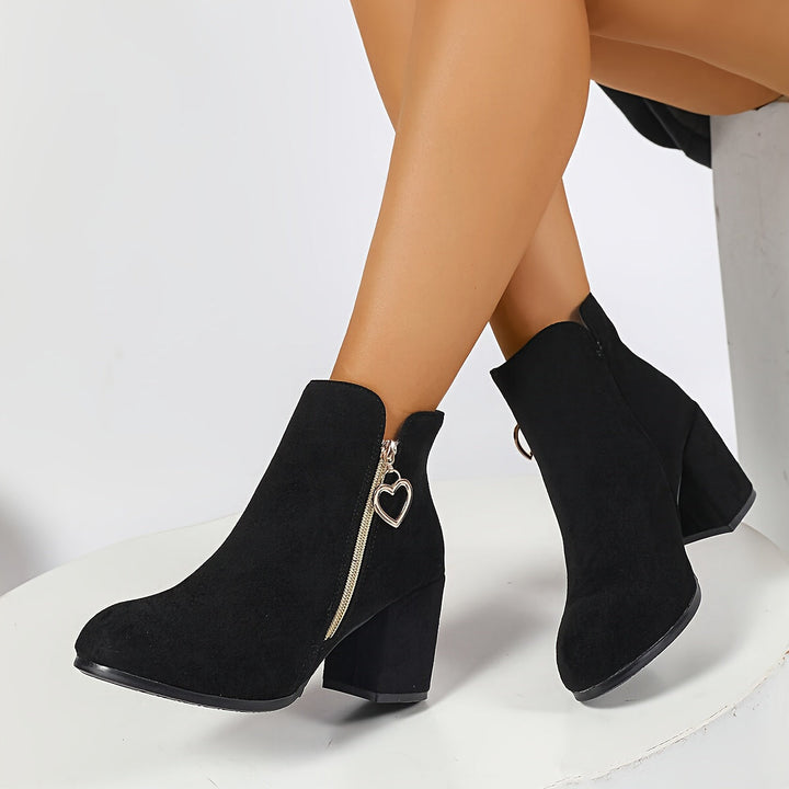 Luna Warm Ankle Boots – Cozy Elegance for Cooler Days