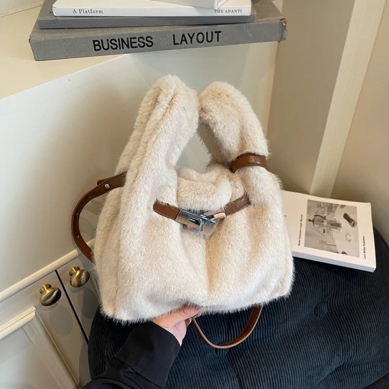 Bowien | Faux Fur Everyday Shoulder Bag