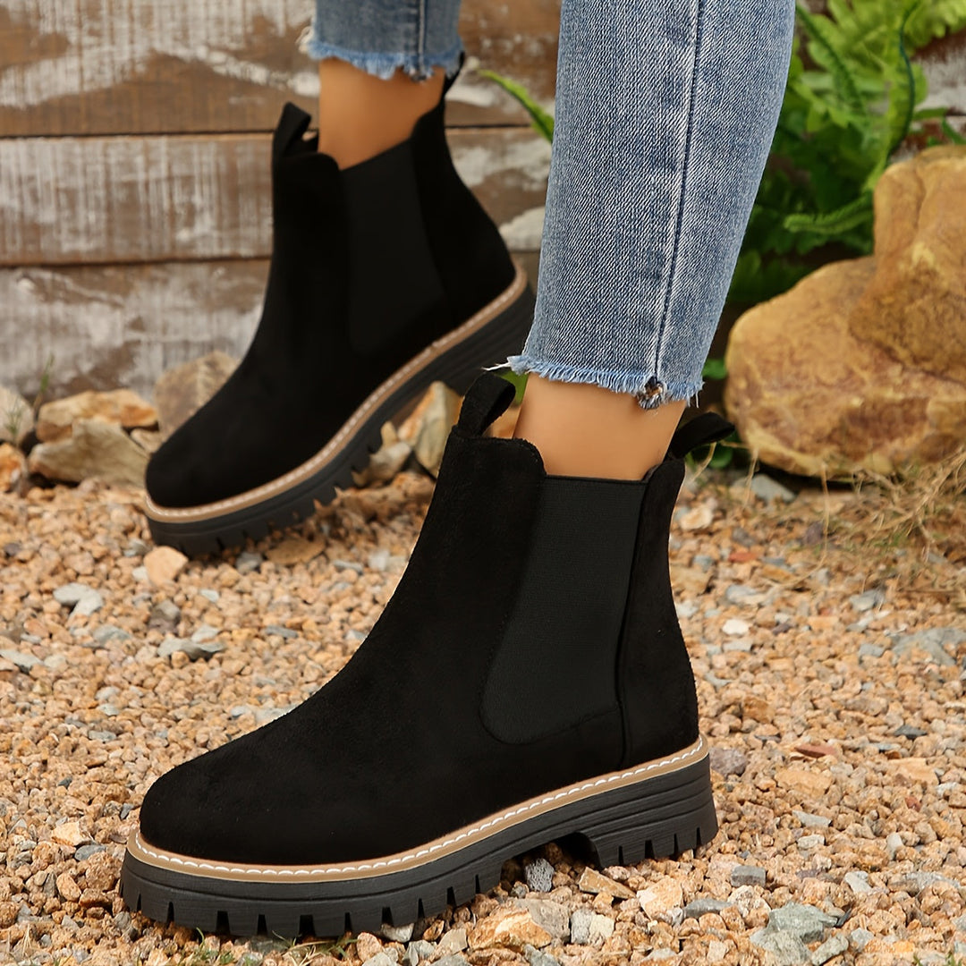 Rhea Chelsea Boots – Comfort That Never Quits